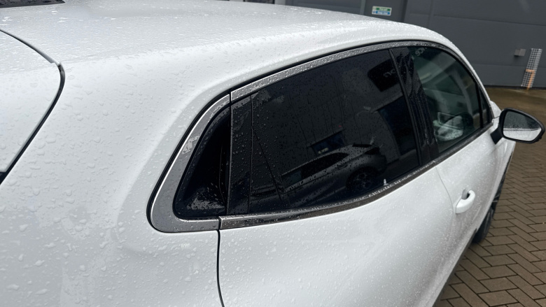 Renault Clio 1.6 E-TECH full hybrid 145 Techno 5dr Auto Hybrid Hatchback